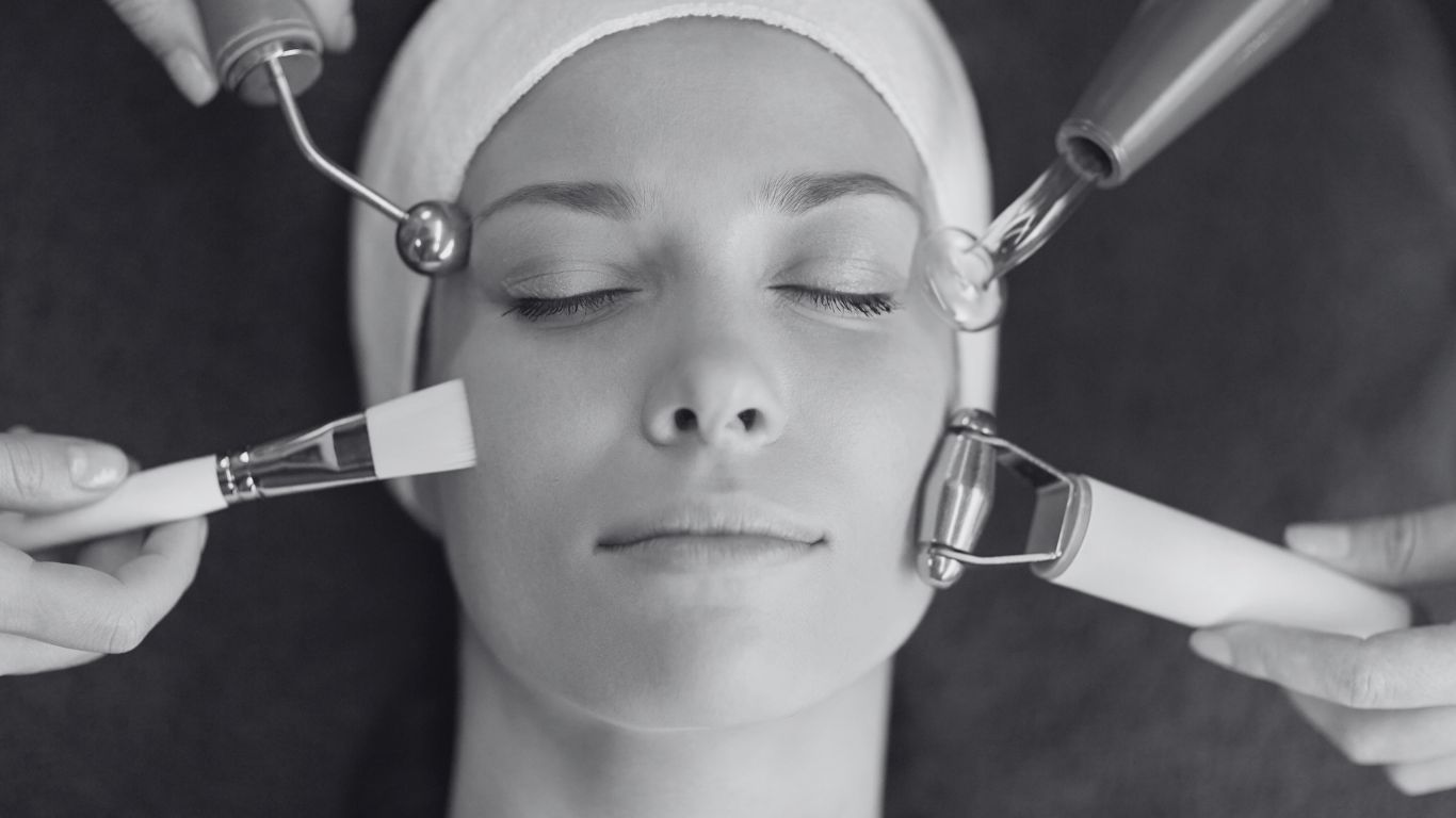 Facial treatment - Elements Thai Spa Basel & Zürich